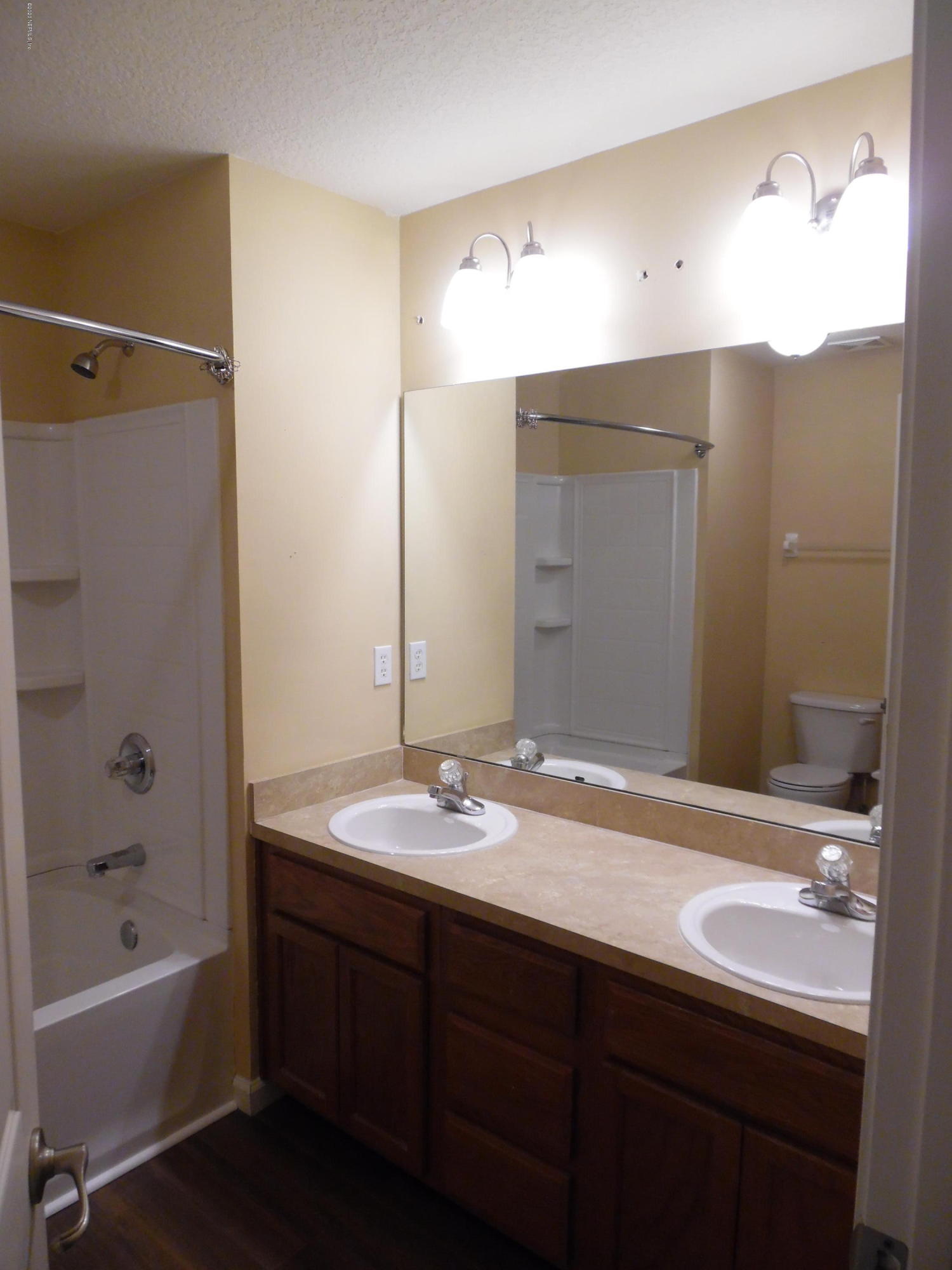 3921 Trail Ridge Road Middleburg, FL 32068 - Photo 9 of 29 SAM_2527