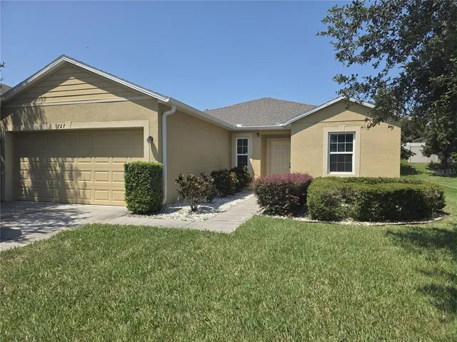 $1,850 | 727 Lake Douglas Drive, Groveland, FL 34736