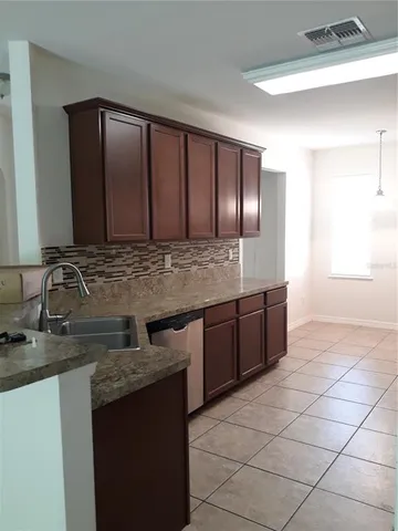 $1,850 | 727 Lake Douglas Drive, Groveland, FL 34736