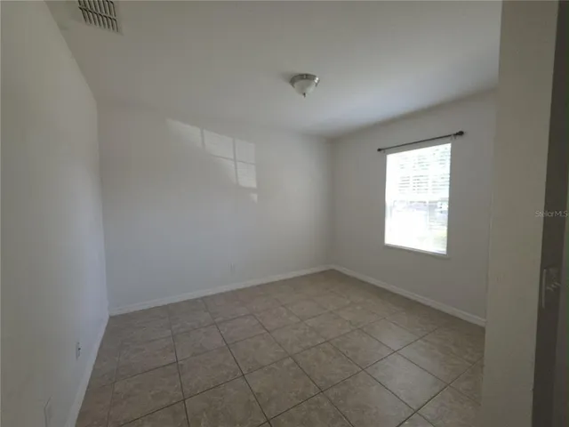 $1,850 | 727 Lake Douglas Drive, Groveland, FL 34736