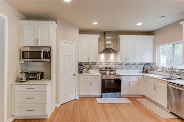 $469,900 | 1727 Shire Village Drive, Sugar Hill, GA 30518