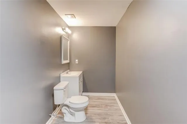 $469,900 | 1727 Shire Village Drive, Sugar Hill, GA 30518