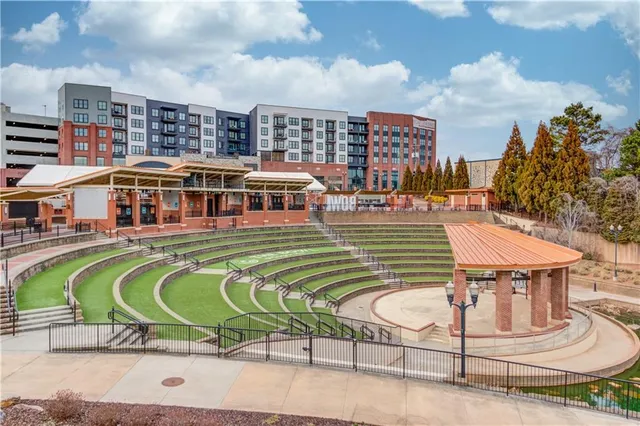 $469,900 | 1727 Shire Village Drive, Sugar Hill, GA 30518