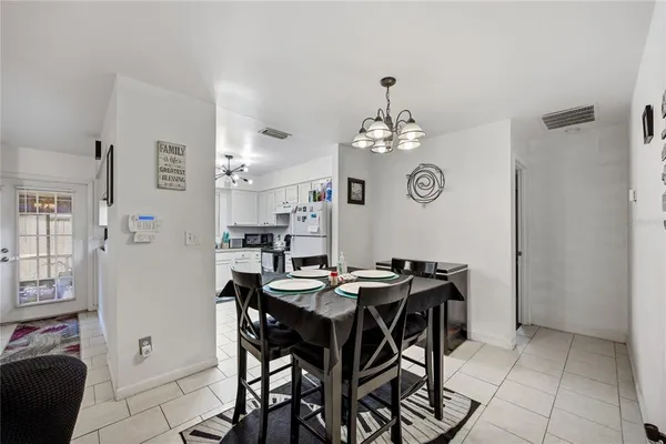 $308,000 | 7212 Southwest 18 Place, Gainesville, FL 32607