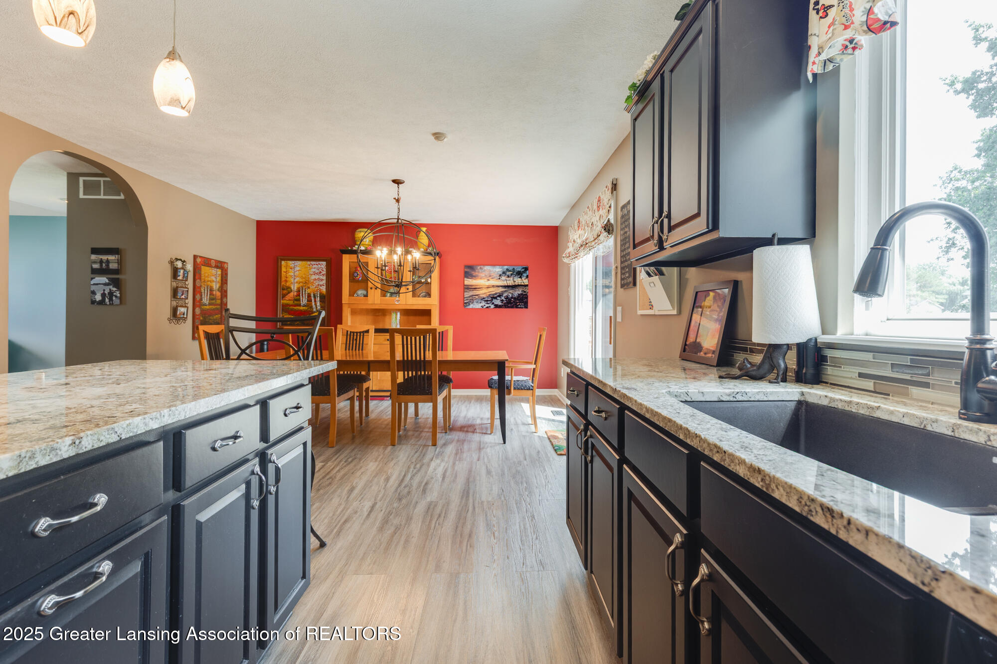 5825 Rothesay Road Lansing, MI 48911 - Photo 13 of 52 5825_Rothesay_BROCK-60