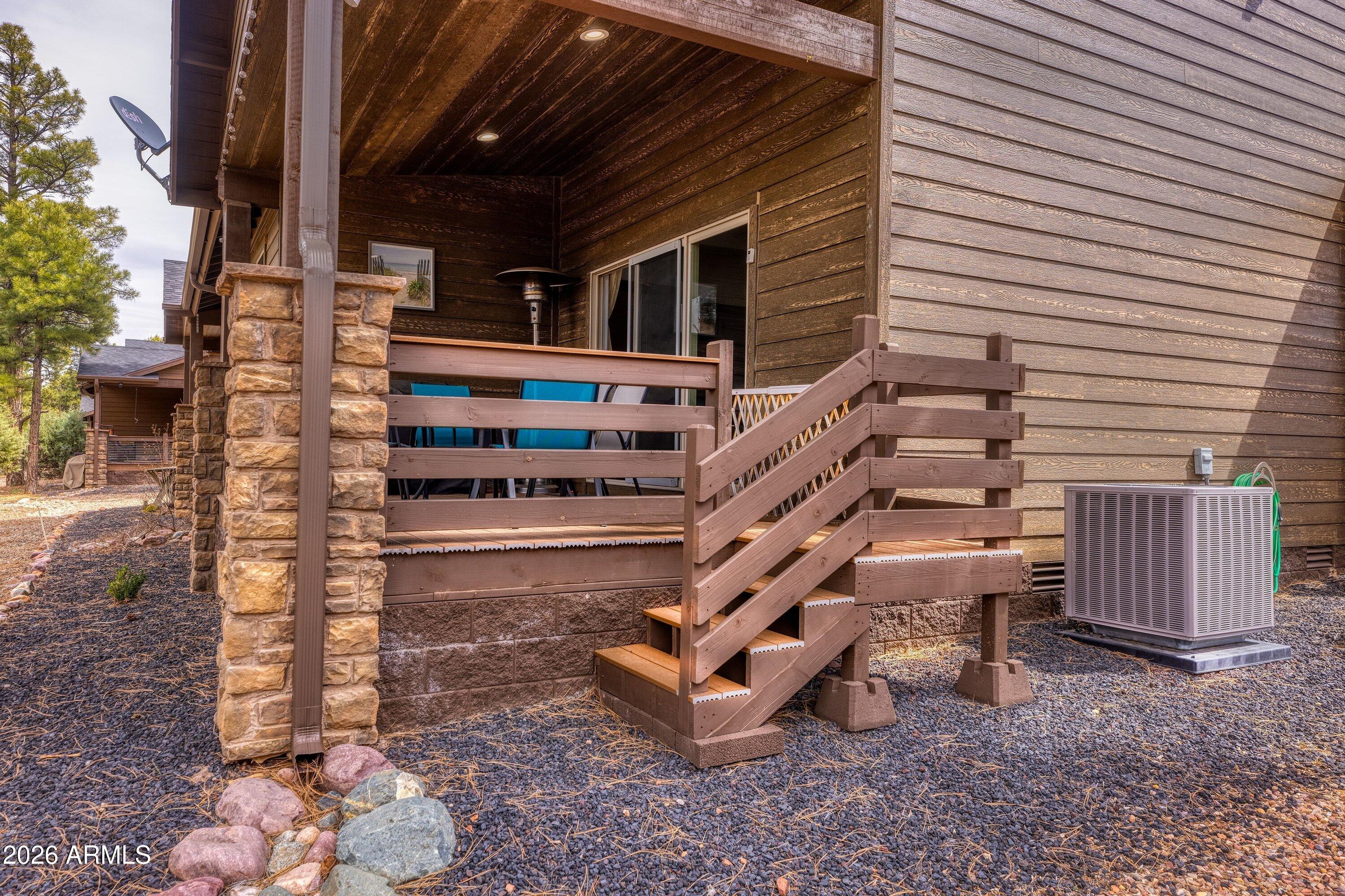 2940 West Villa Loop Show Low, AZ 85901 - Photo 23 of 28 Back Deck