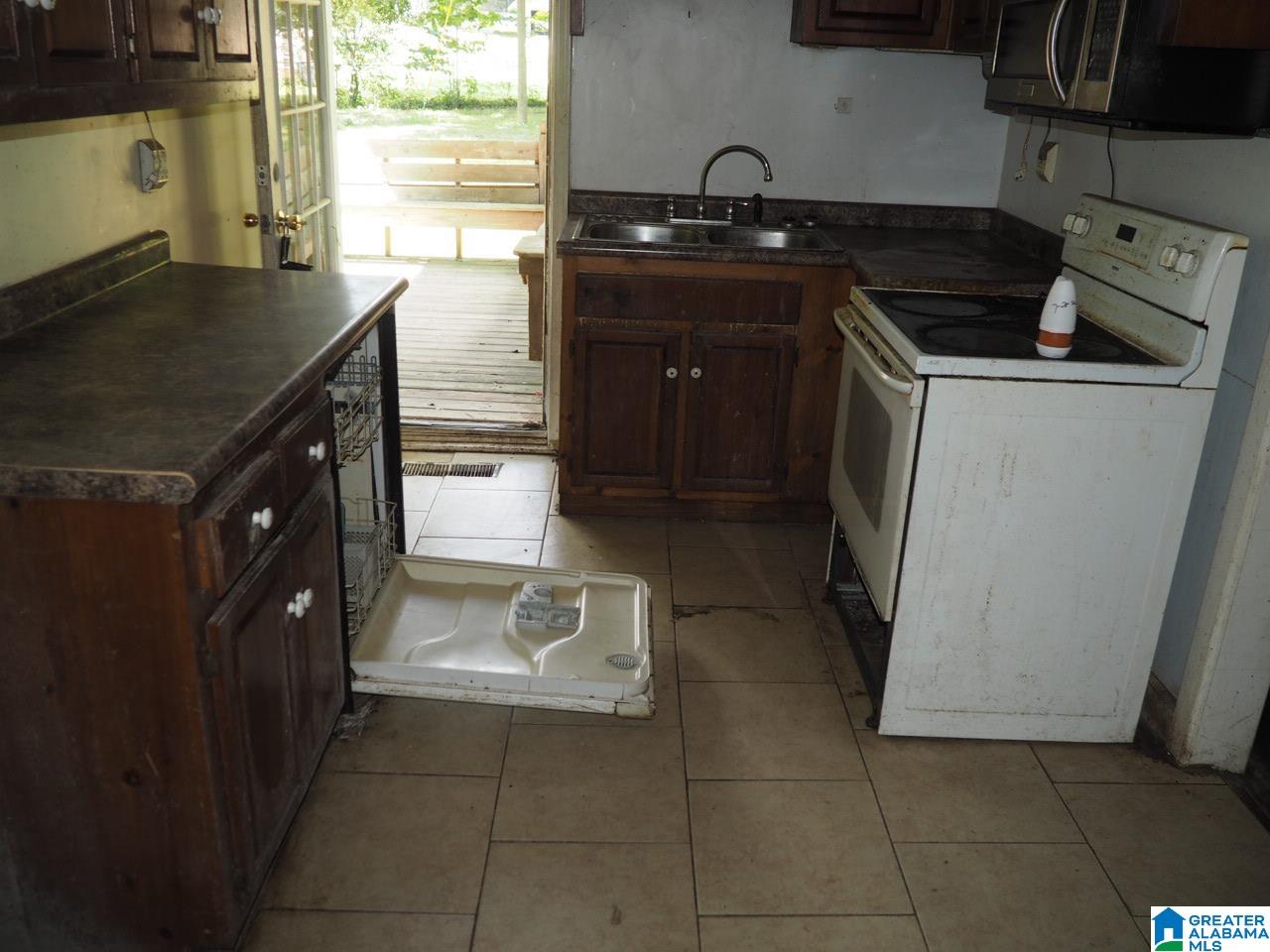 2120 Brewster Road Birmingham, AL 35235 - Photo 5 of 16