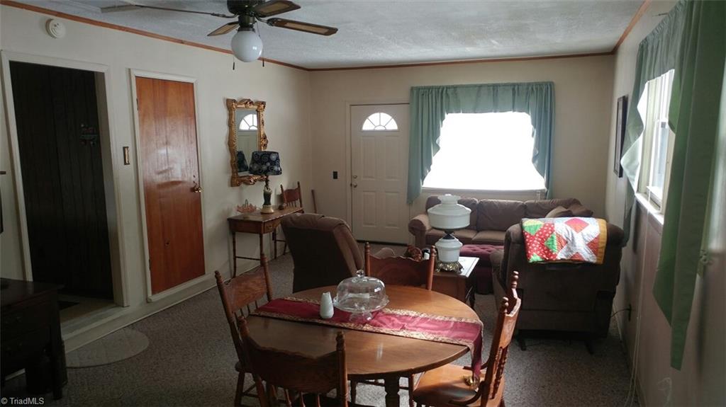 43 Round Hill Road Fancy Gap, VA 24328 - Photo 2 of 13 Gallery Image 2
