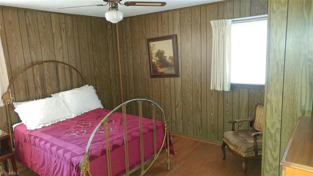 43 Round Hill Road Fancy Gap, VA 24328 - Photo 6 of 13 Gallery Image 6