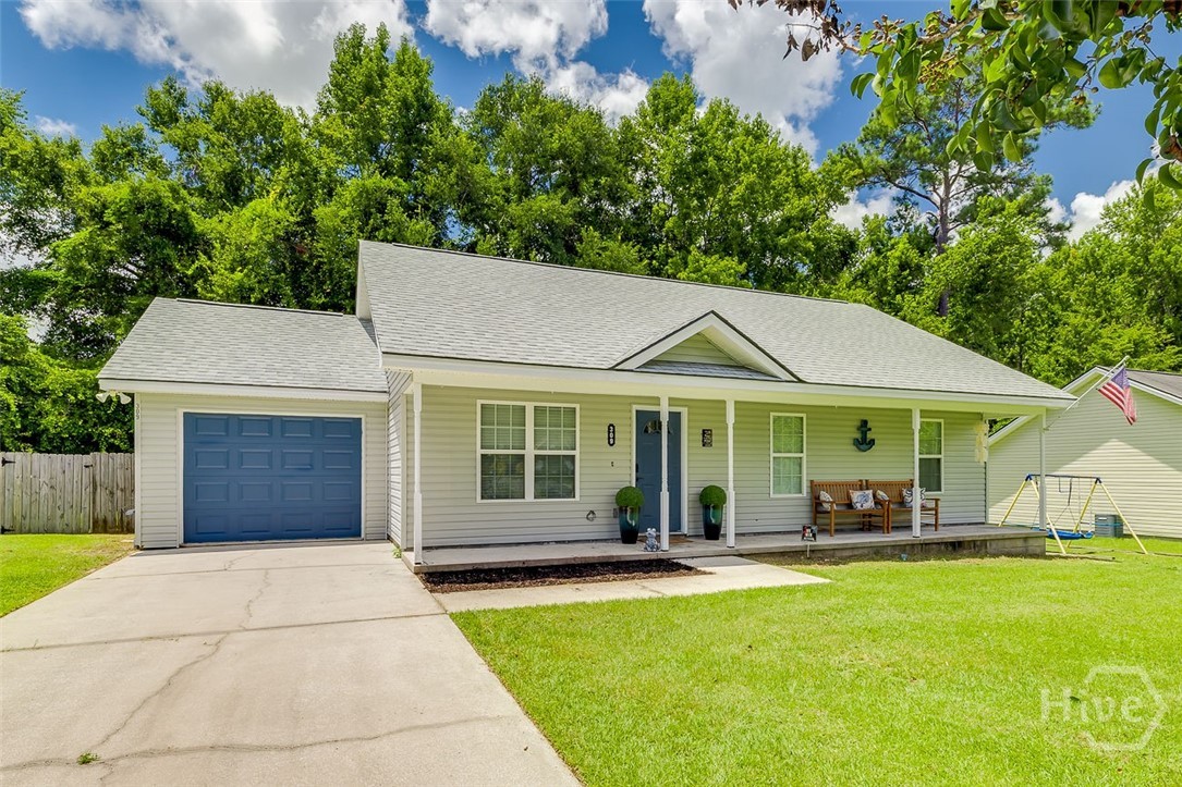 309 Layne Avenue Rincon, GA 31326 - Photo 3 of 28