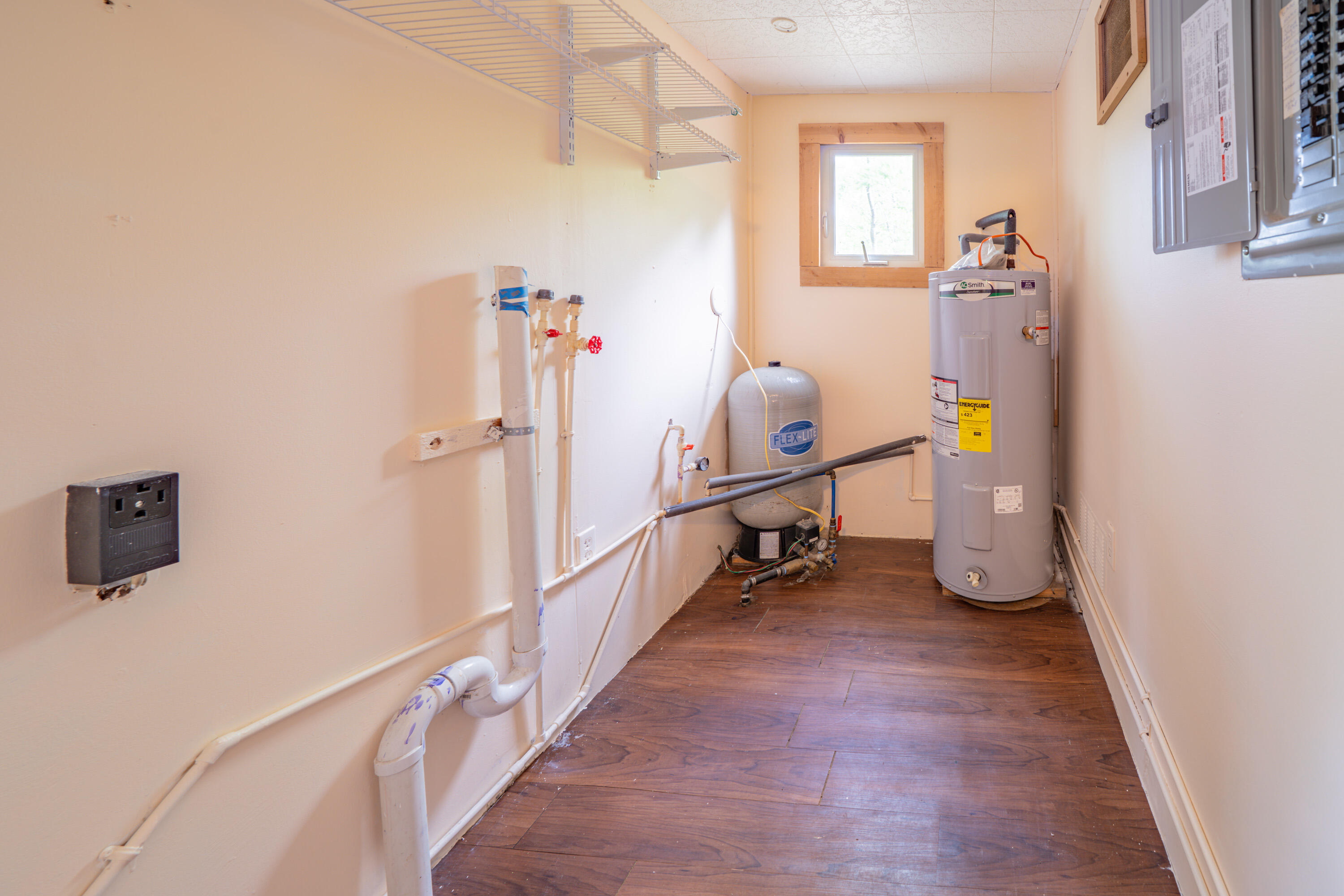 179 Page Road Jackson, ME 04921 - Photo 14 of 19 Utility Room
