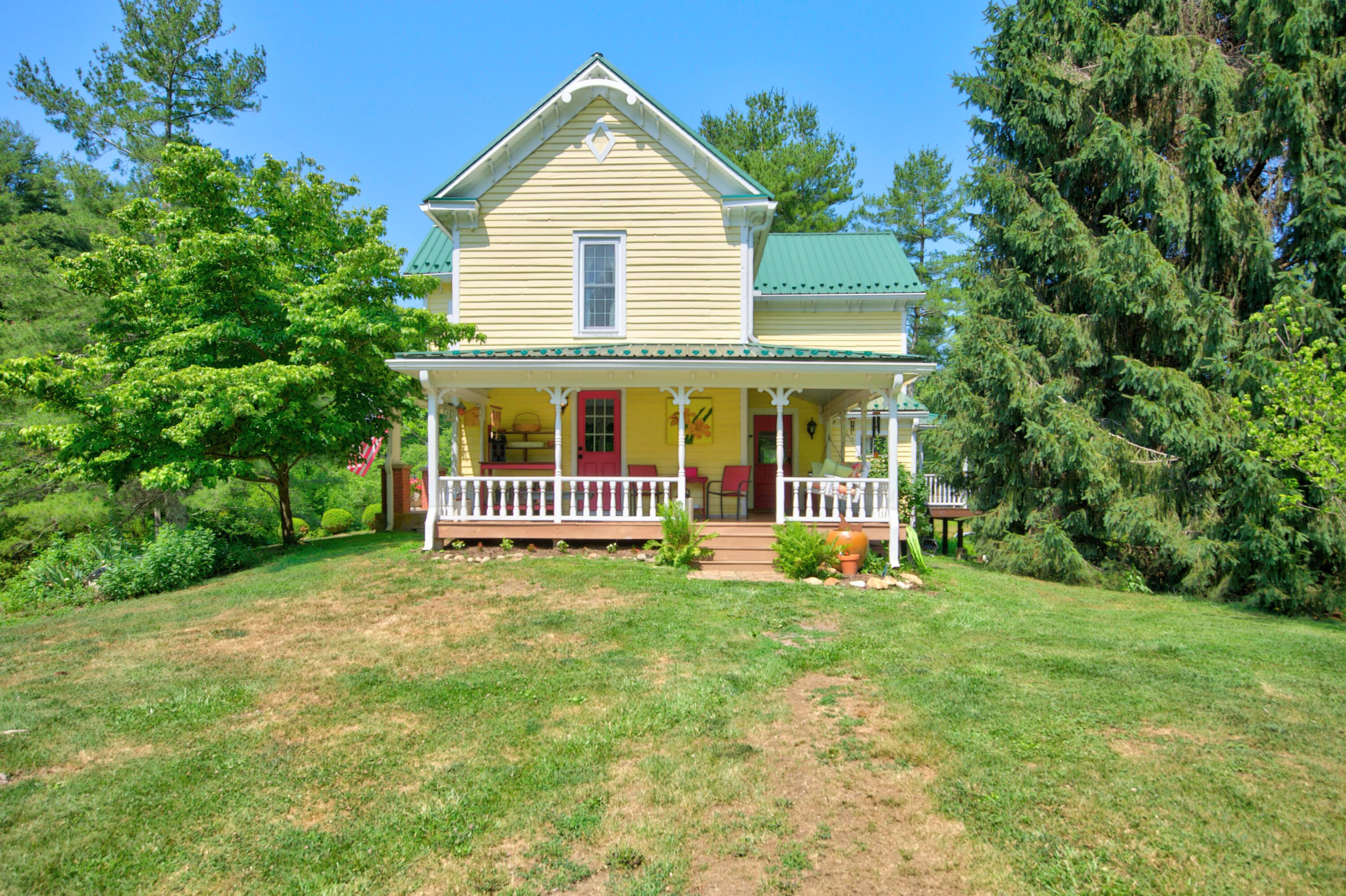 2067 Bethlehem Church Road Northeast Floyd, VA 24091 - Photo 4 of 116 floyd-87
