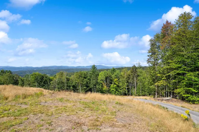 $399,000 | 1985 Gee Hill Road, Royalton, VT 05068