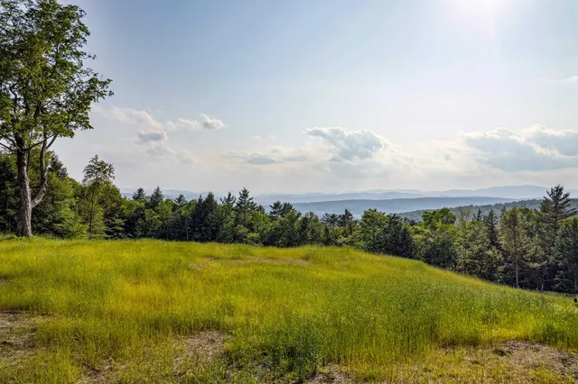 $399,000 | 1985 Gee Hill Road, Royalton, VT 05068