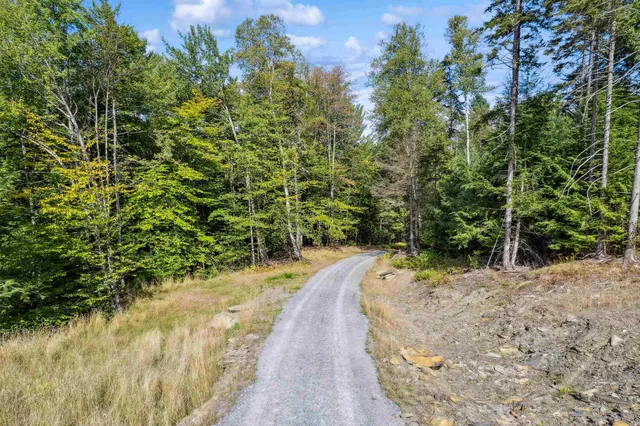 $399,000 | 1985 Gee Hill Road, Royalton, VT 05068
