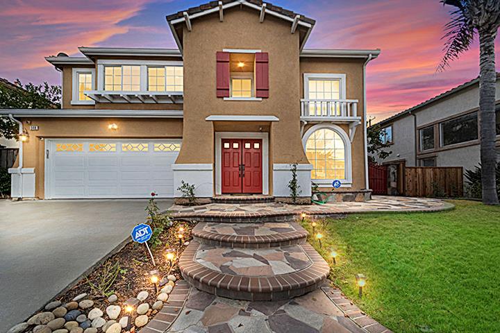348 Riesling Court Fremont, CA 94539 - Photo 19 of 19 a swimming pool with outdoor seating yard and barbeque oven