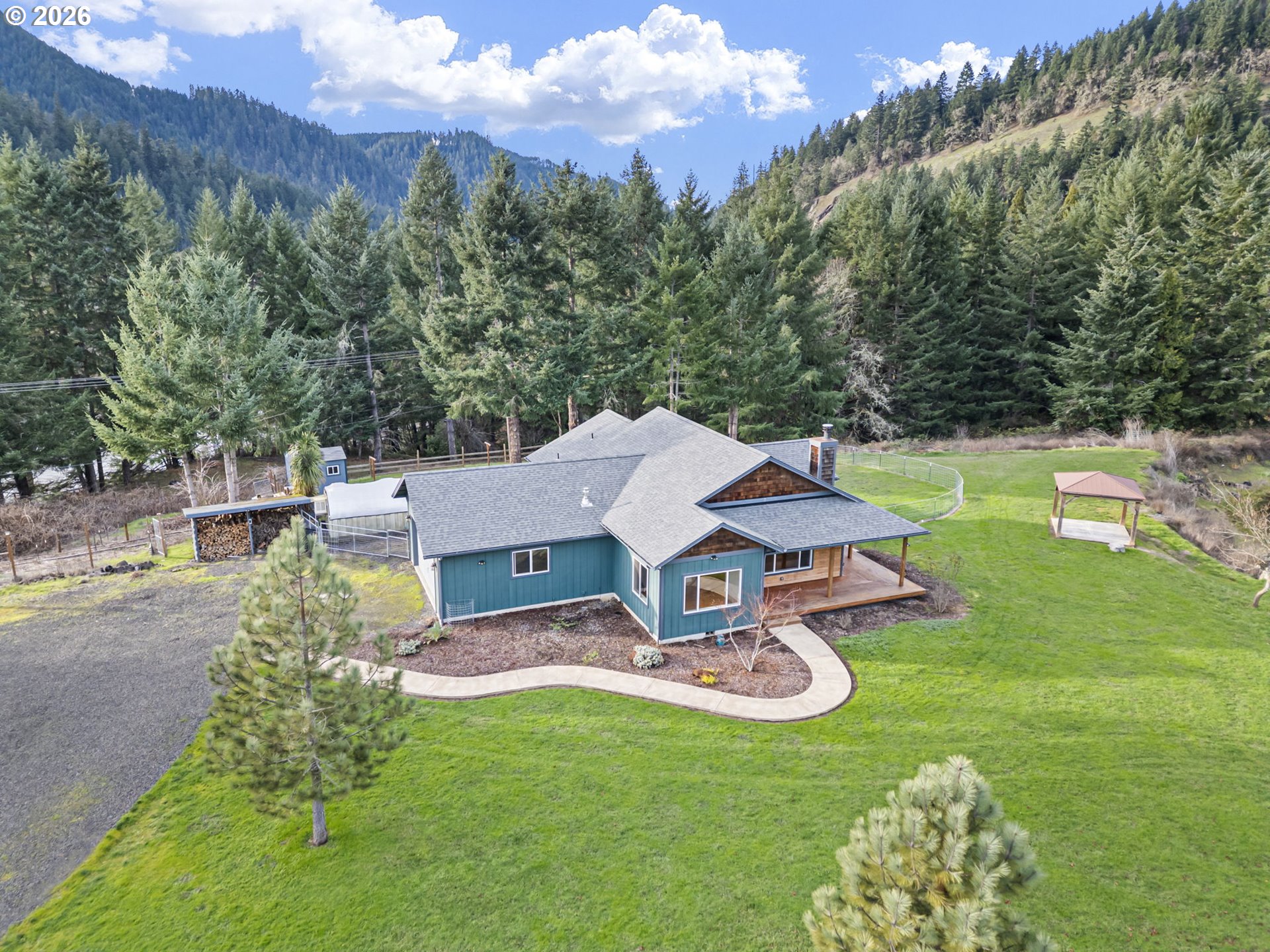302 Scott Road Oakland, OR 97462 - Photo 5 of 48