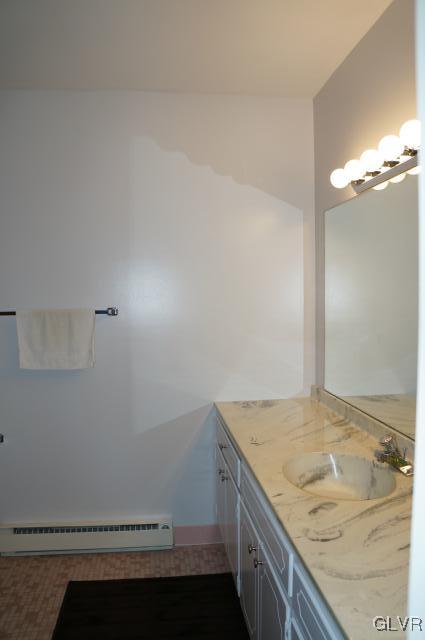 341 Spring Street, Unit B Bethlehem, PA 18018 - Photo 12 of 14 Gallery Image 12