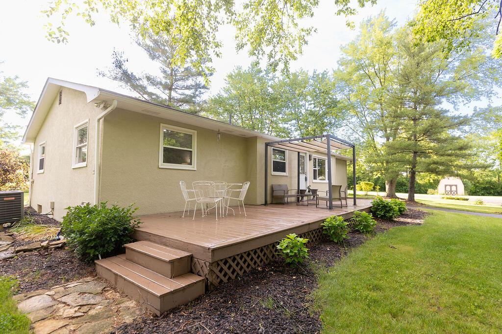 6771 Dublin Road Delaware, OH 43015 - Photo 32 of 44 REAR - LEFT