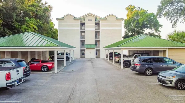 $2,350 | 1409 Highway 98, Unit 302, Mary Esther, FL 32569