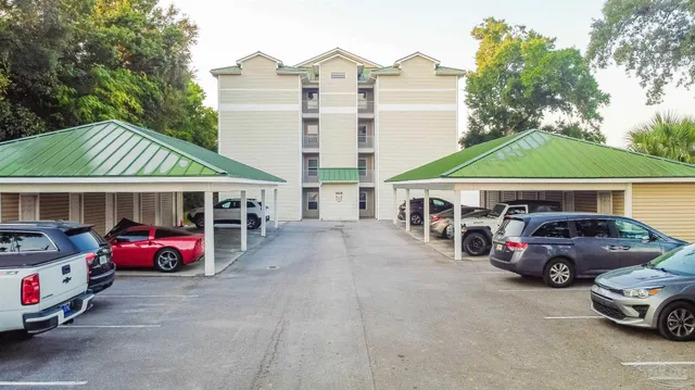 $2,350 | 1409 Highway 98, Unit 302, Mary Esther, FL 32569