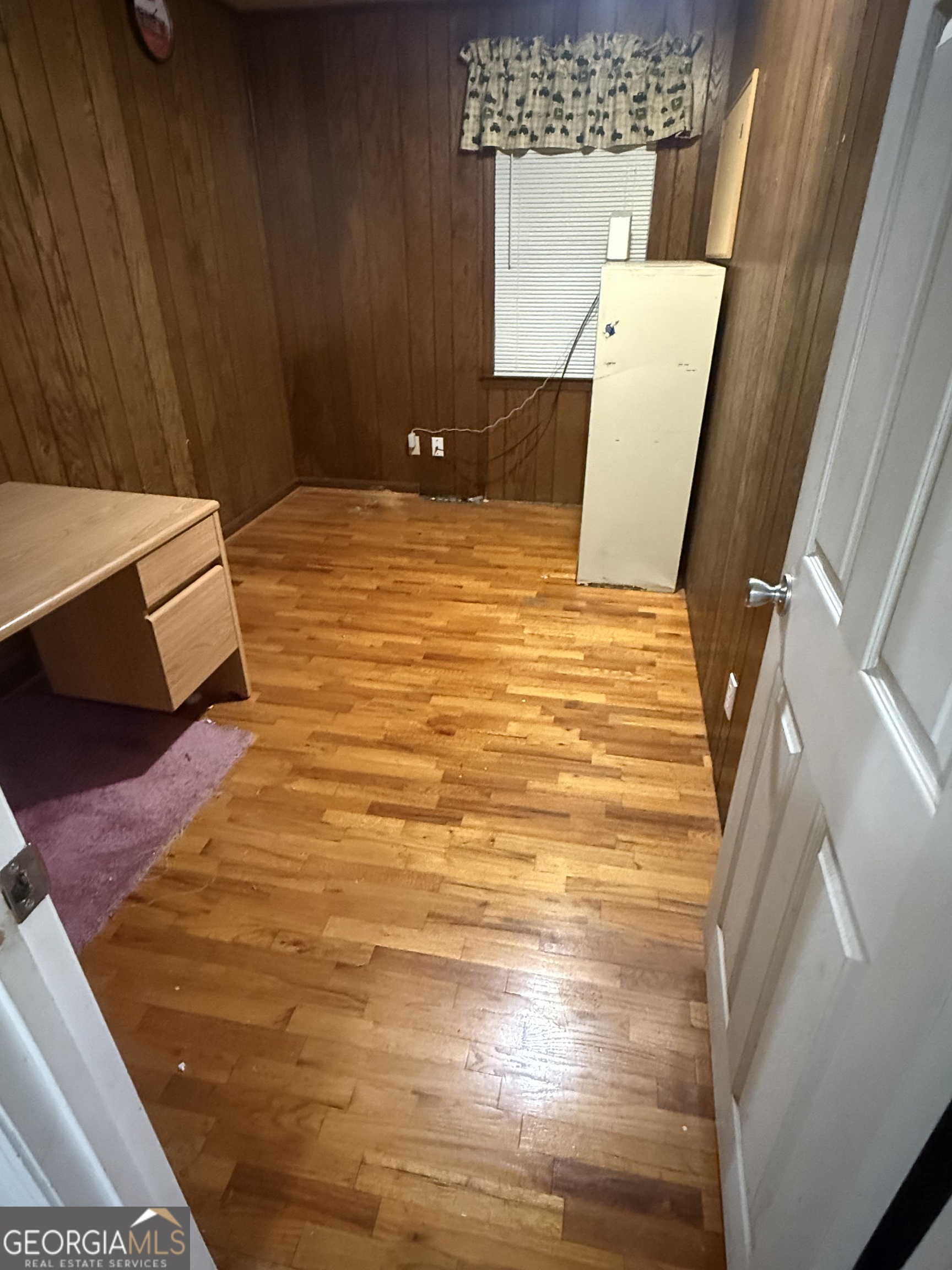 2068 Old Dalton Road Northeast Rome, GA 30165 - Photo 13 of 37 a bathroom with a bathtub
