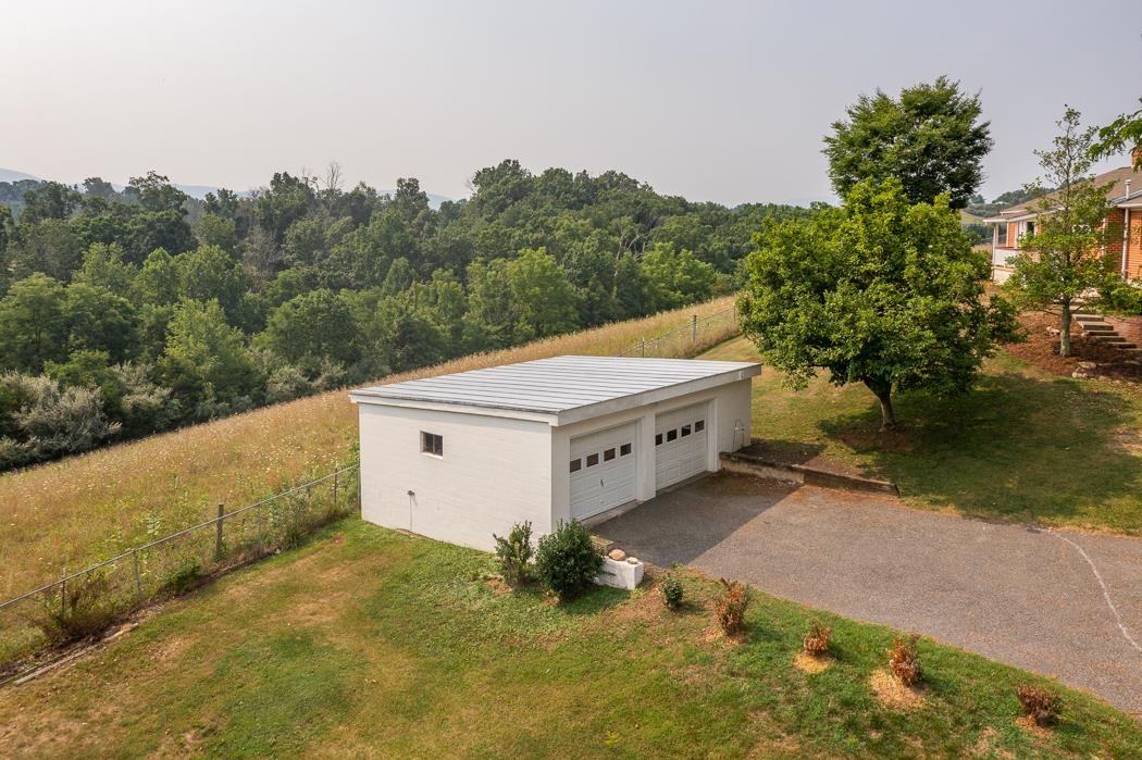1086 Old Farm Road Lexington, VA 24450 - Photo 54 of 73 Gallery Image 54