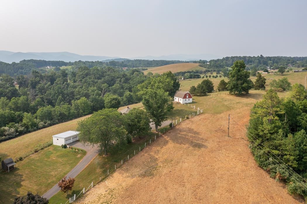 1086 Old Farm Road Lexington, VA 24450 - Photo 66 of 73 Gallery Image 66