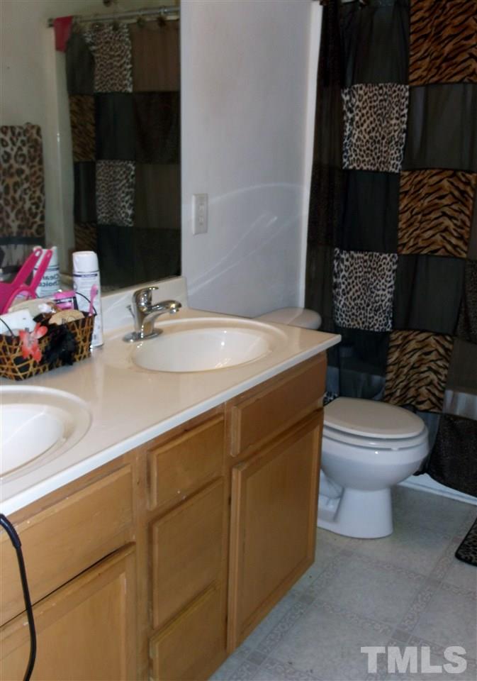 4007 Volkswalk Place Raleigh, NC 27610 - Photo 7 of 20 Gallery Image 7
