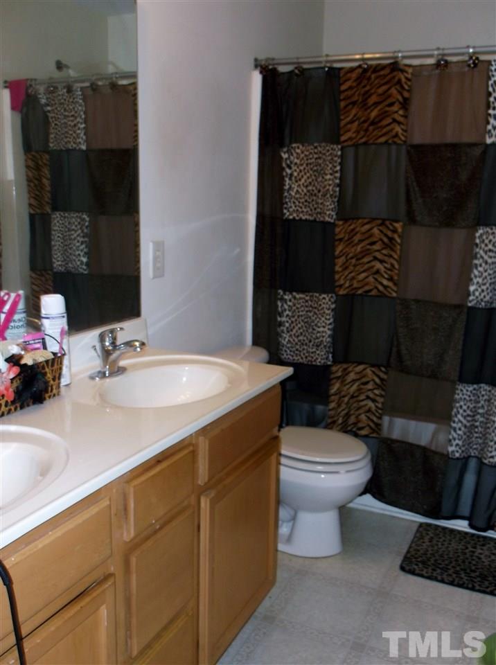 4007 Volkswalk Place Raleigh, NC 27610 - Photo 8 of 20 Gallery Image 8