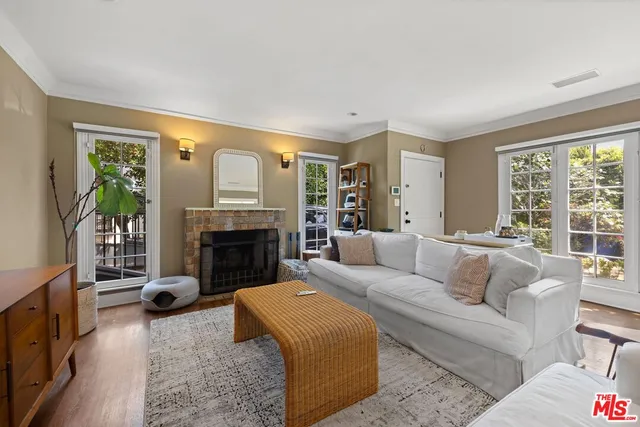 $1,699,999 | 749 North Crescent Heights Boulevard, Los Angeles, CA 90046