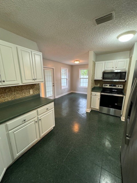 207 Timber Way Brunswick, GA 31525 - Photo 11 of 27