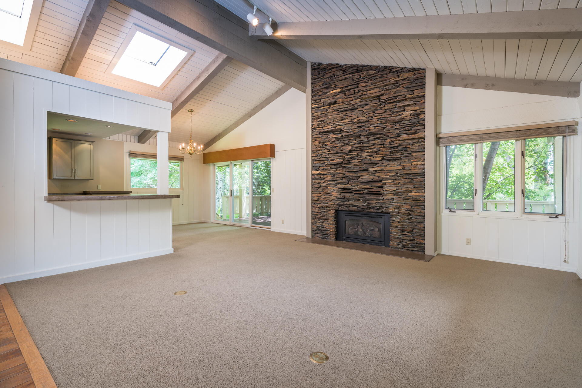 560 6th Street East Ketchum, ID 83340 - Photo 5 of 31 Living/Dining Room