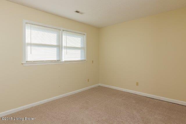 11822 Olde Spring Road Louisville, KY 40245 - Photo 18 of 23 Bedroom 3