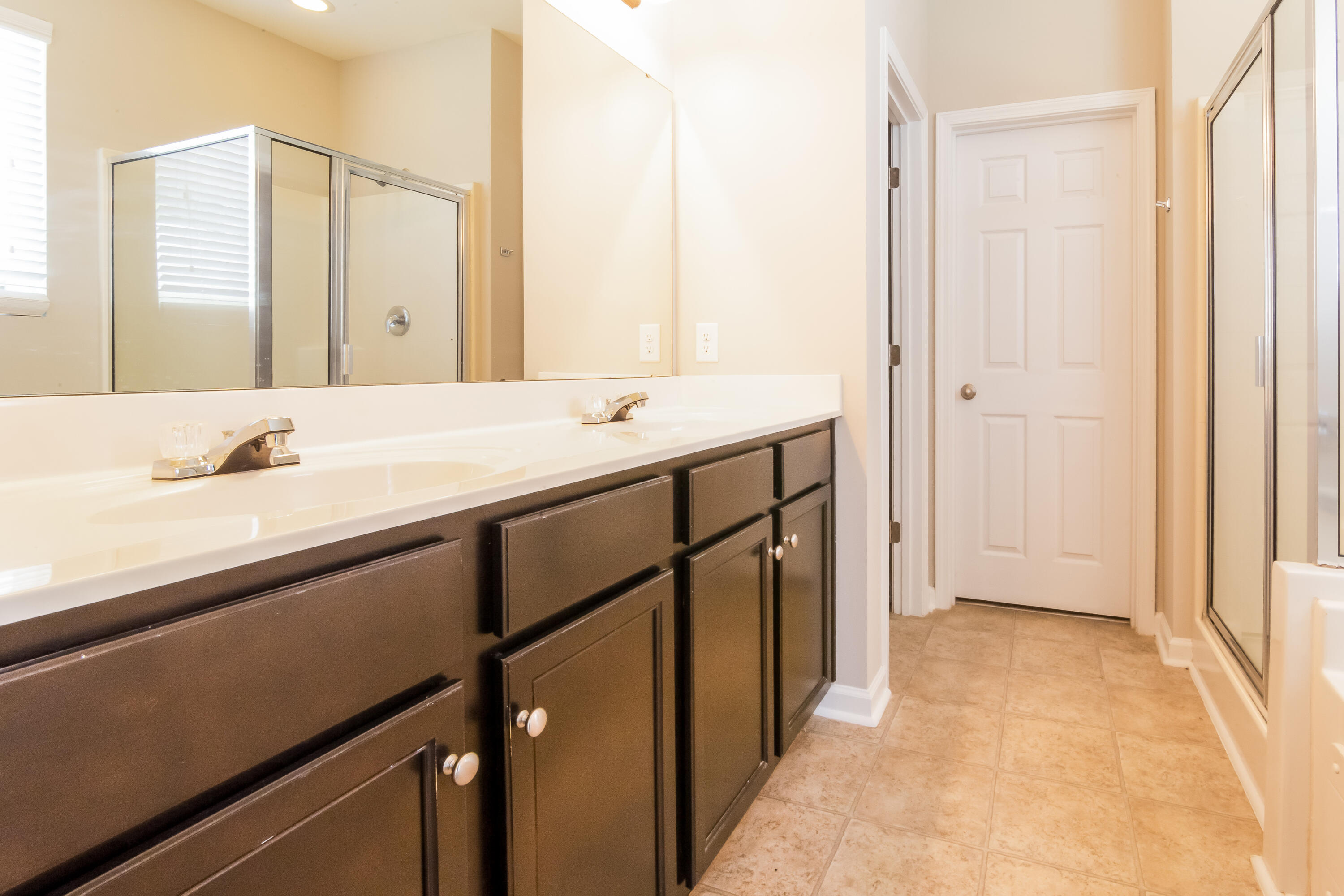 167 Meadow Wood Road Summerville, SC 29486 - Photo 12 of 15 1006663.167 Meadow Wood Road - Main Bath