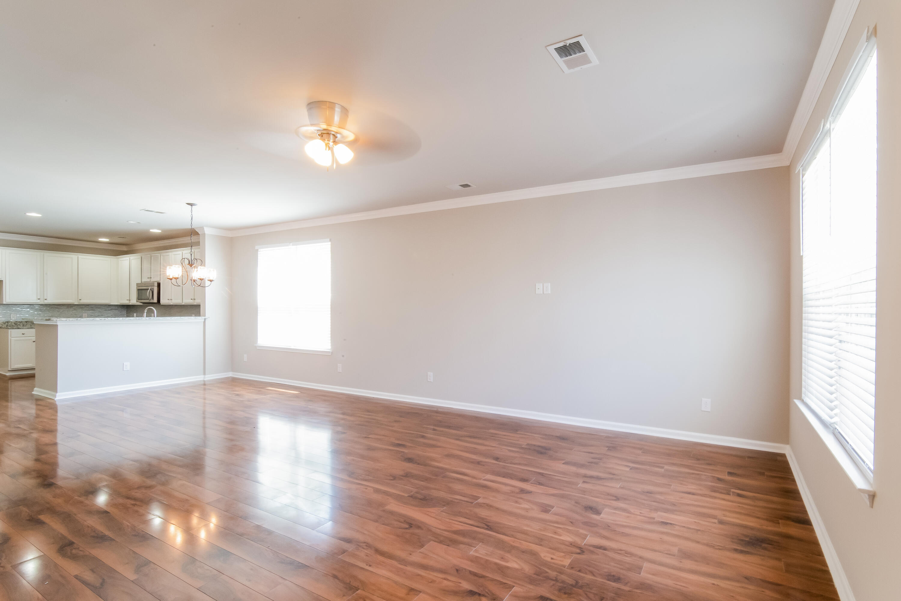 167 Meadow Wood Road Summerville, SC 29486 - Photo 3 of 15 1006663.167 Meadow Wood Road - Living Ro