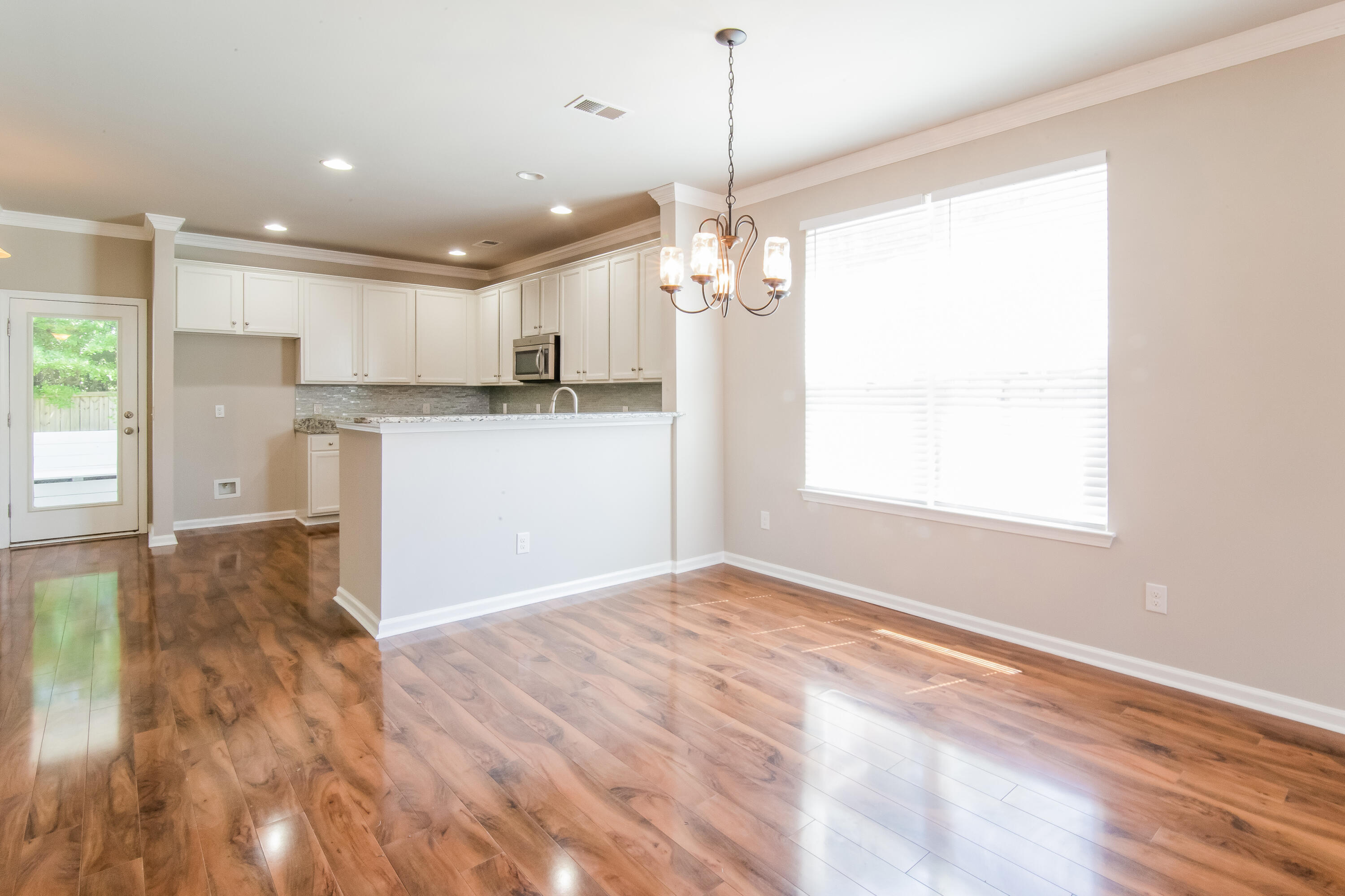 167 Meadow Wood Road Summerville, SC 29486 - Photo 4 of 15 1006663.167 Meadow Wood Road - Breakfast