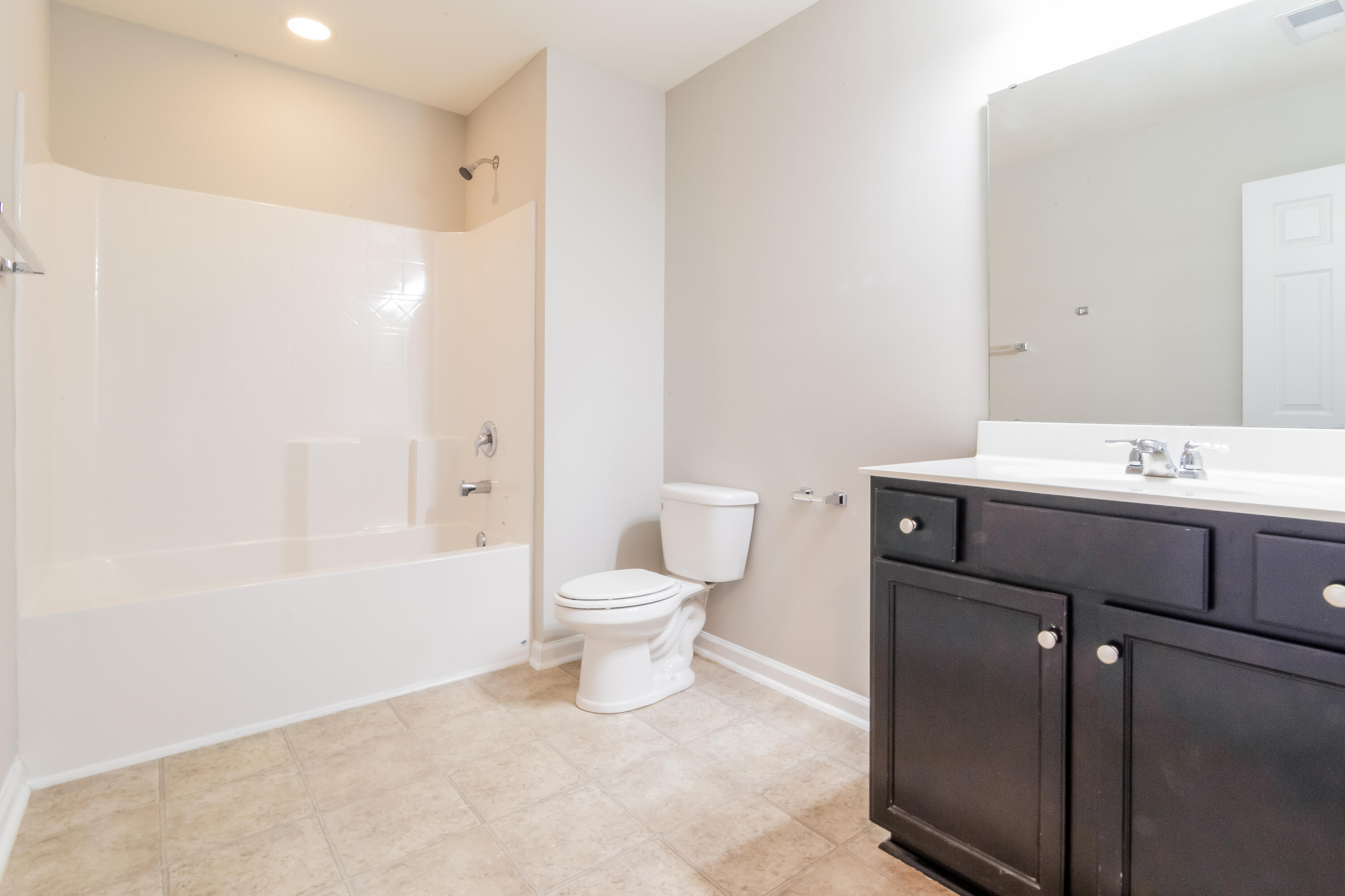 167 Meadow Wood Road Summerville, SC 29486 - Photo 9 of 15 1006663.167 Meadow Wood Road - Bathroom