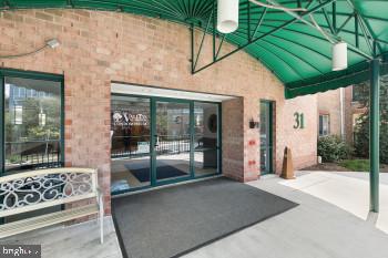 31 Lambourne Road, Unit 504 Towson, MD 21204 - Photo 2 of 35