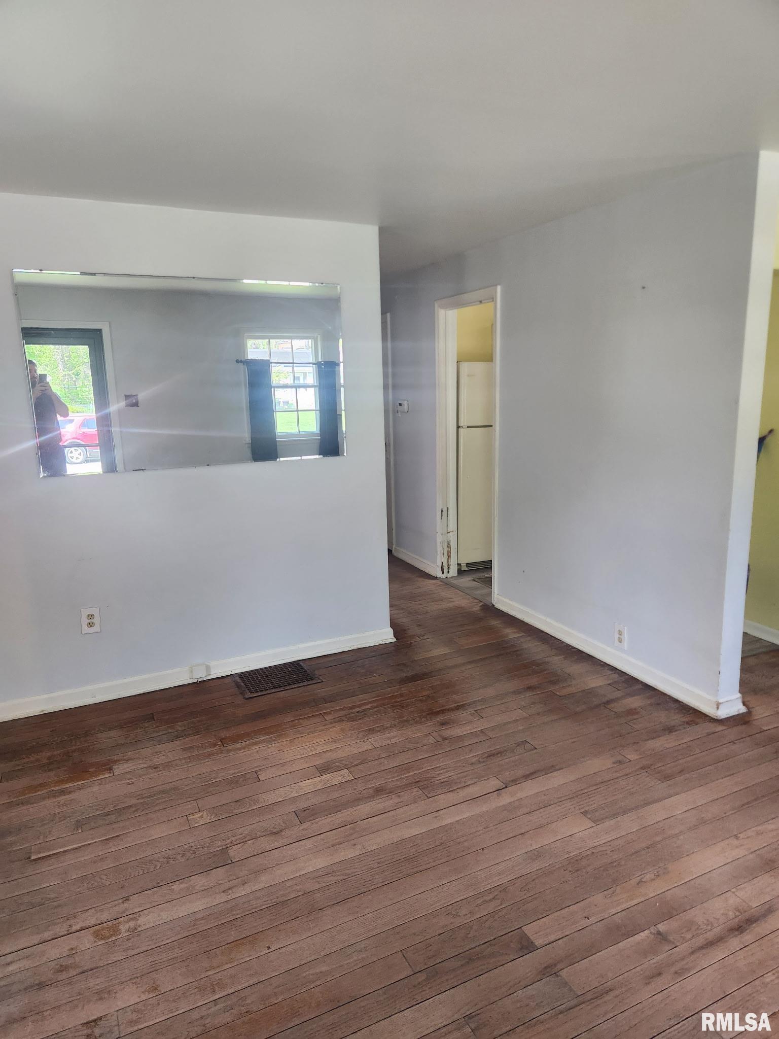 1629 West Decatur Street Decatur, IL 62522 - Photo 4 of 12