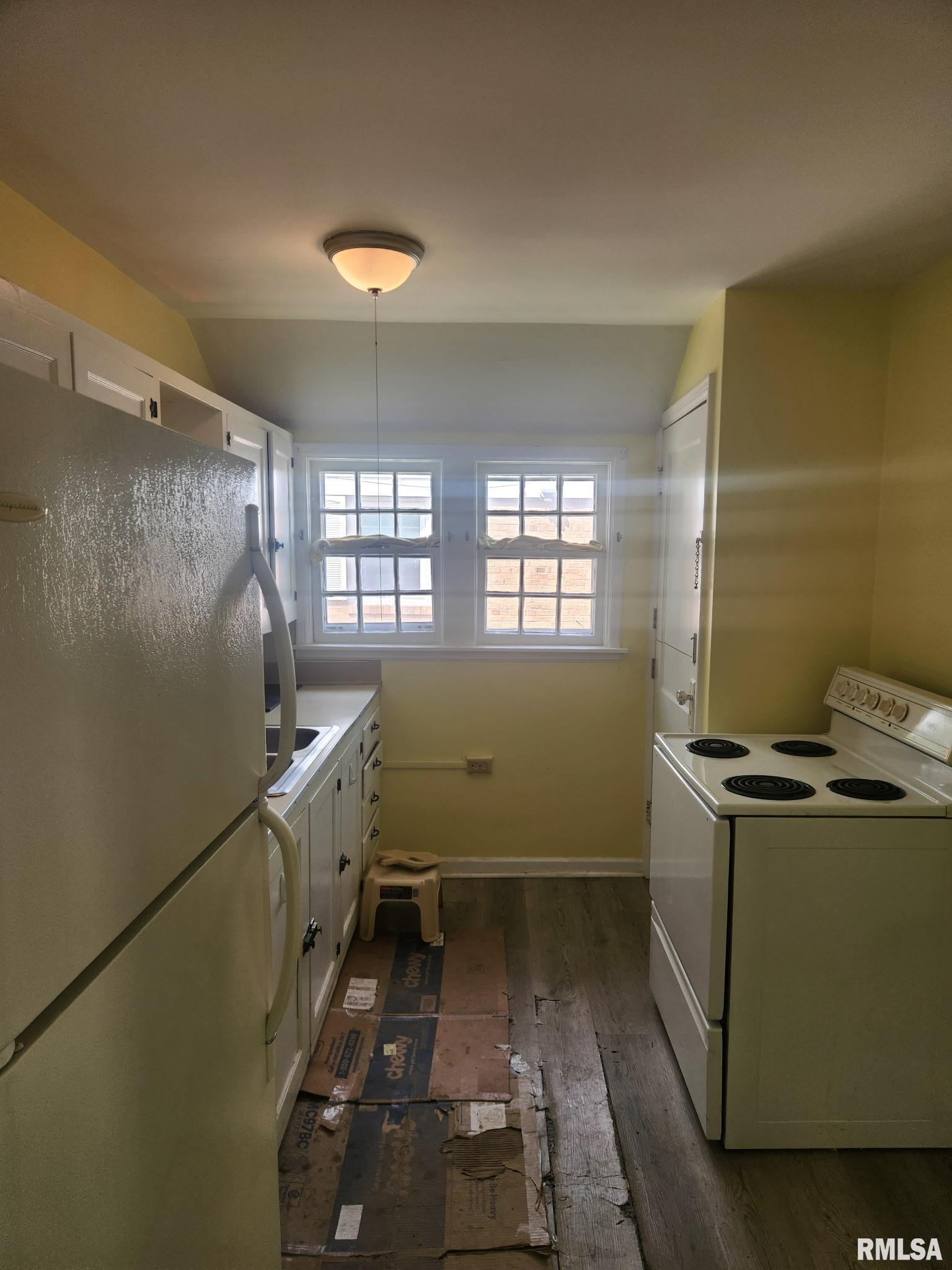 1629 West Decatur Street Decatur, IL 62522 - Photo 5 of 12