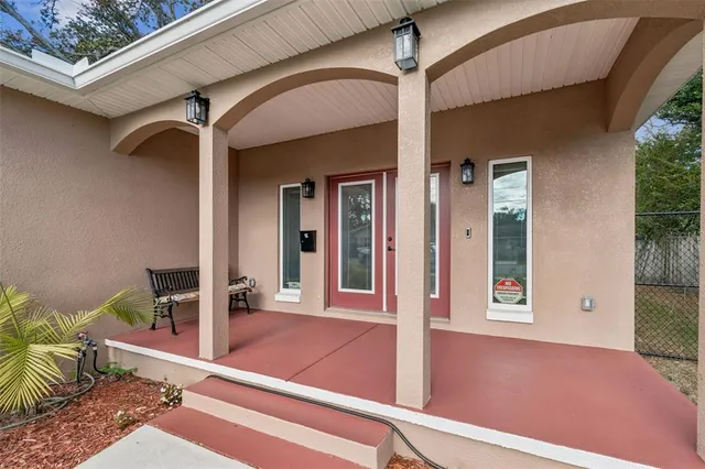 $2,400 | 4527 Haines Road North, St. Petersburg, FL 33714