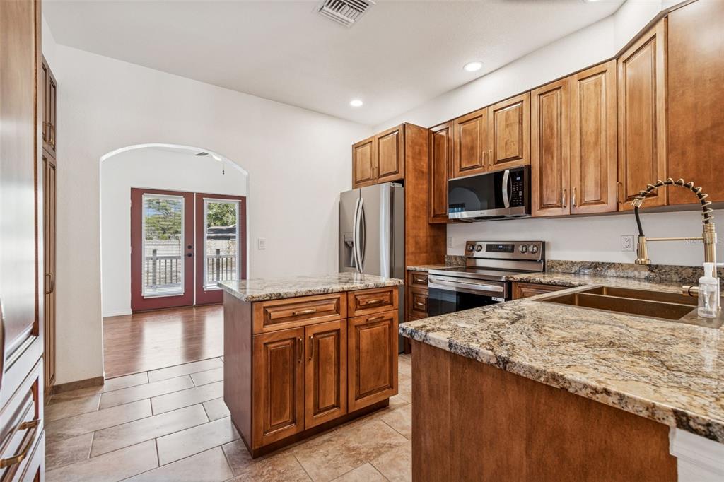 4527 Haines Road North St. Petersburg, FL 33714 - Photo 29 of 89