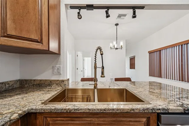 $2,400 | 4527 Haines Road North, St. Petersburg, FL 33714