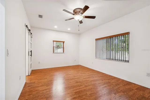 $2,400 | 4527 Haines Road North, St. Petersburg, FL 33714