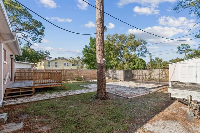 $2,400 | 4527 Haines Road North, St. Petersburg, FL 33714