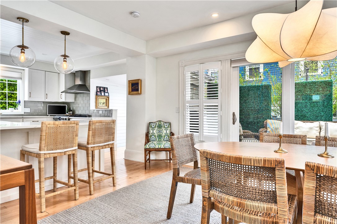 12 Observatory Avenue Providence, RI 02906 - Photo 17 of 42