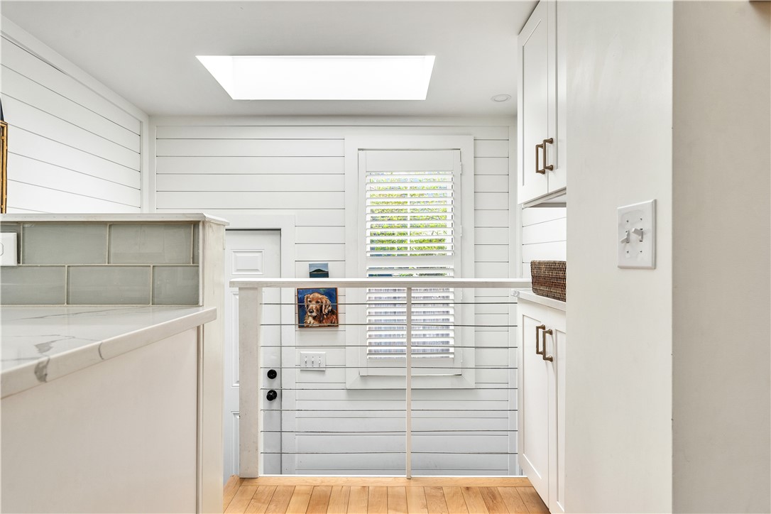 12 Observatory Avenue Providence, RI 02906 - Photo 21 of 42