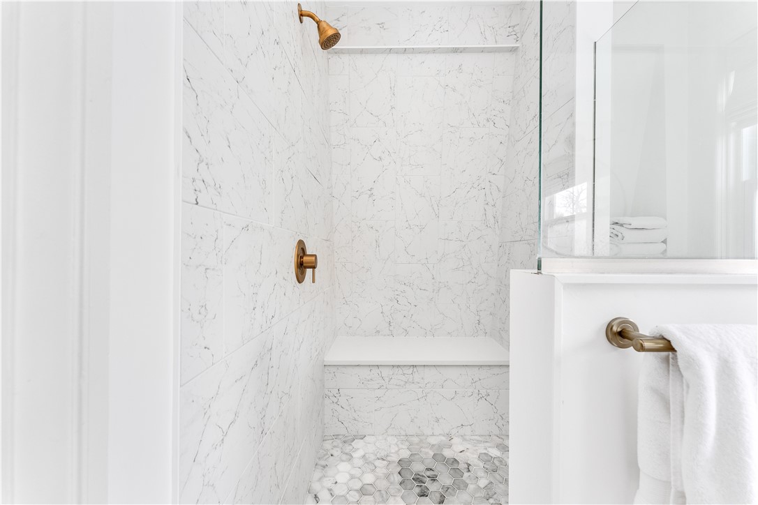 12 Observatory Avenue Providence, RI 02906 - Photo 27 of 42