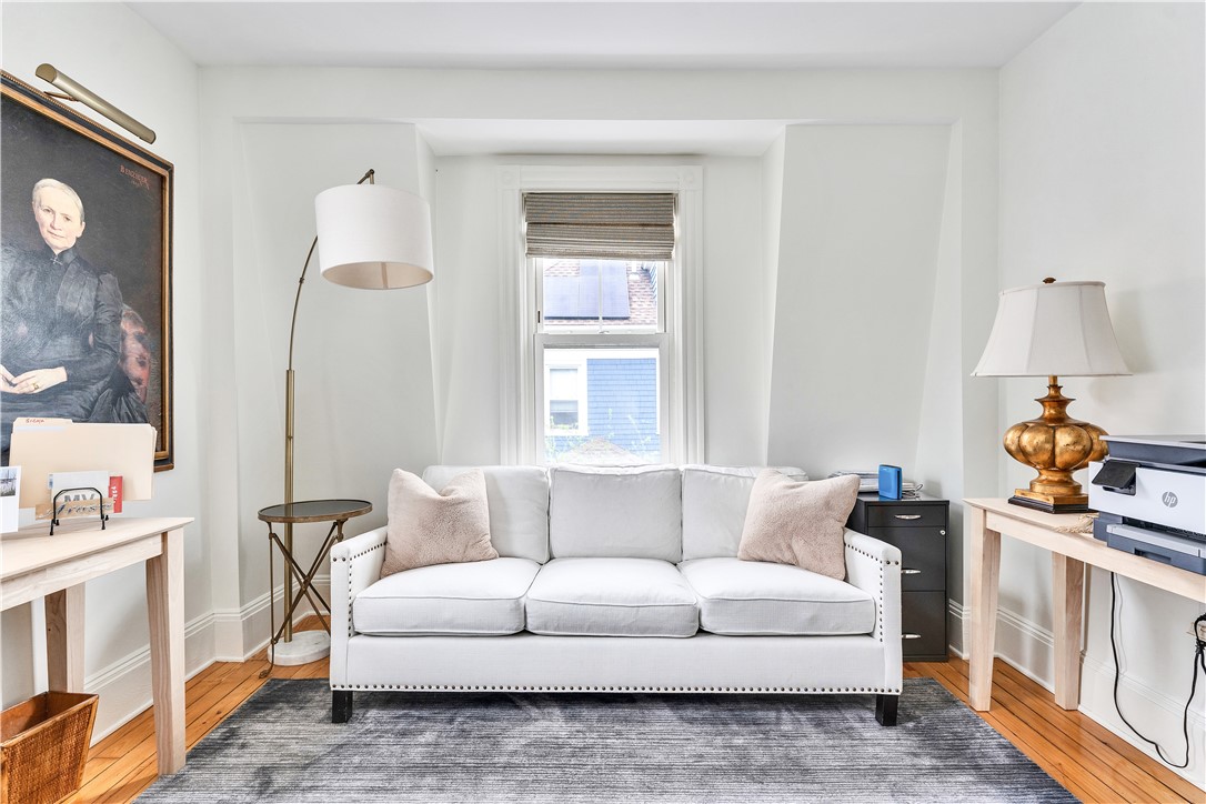 12 Observatory Avenue Providence, RI 02906 - Photo 34 of 42